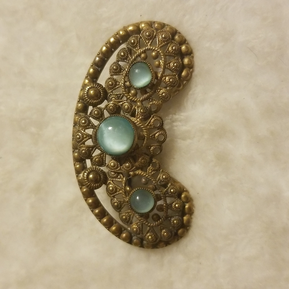 Vintage Czec-10 Brooch